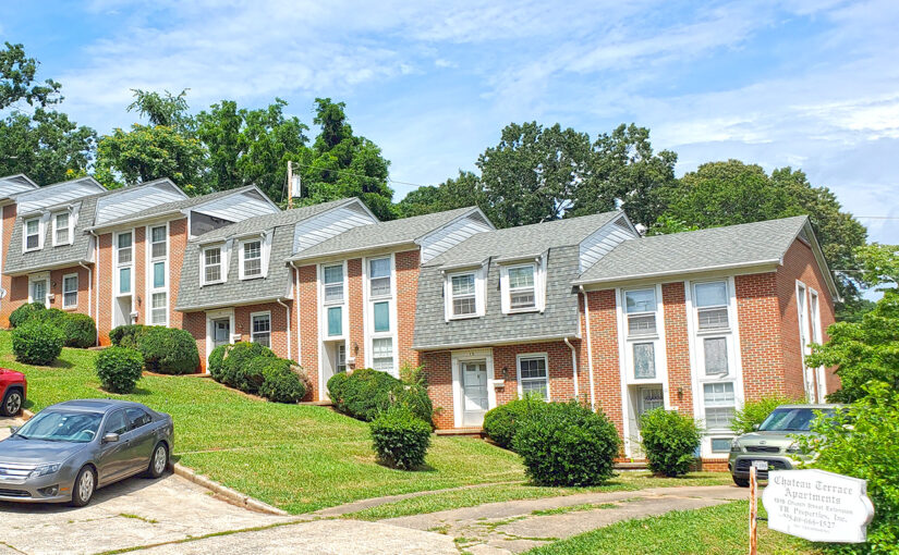 AM Auction Tract 6: 1515 Church Street Ext., Townhomes