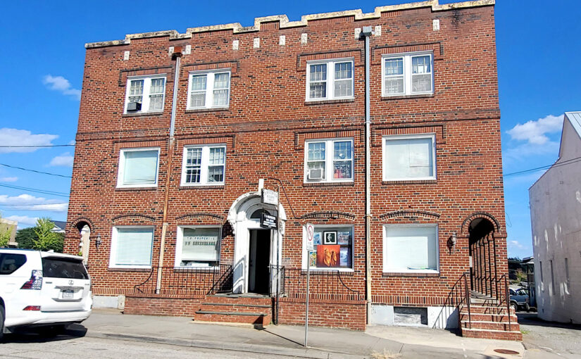 AM Auction Tract 8: 25 Broad Street
