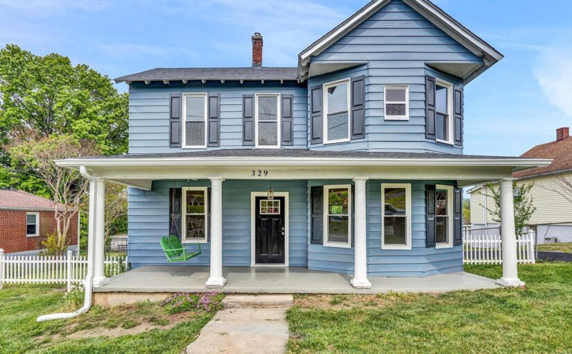 For Sale: : Fully Renovated Two-Story Victorian Style 4-Bedroom Home