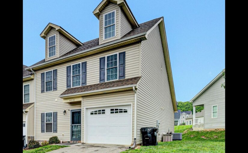 For Sale: 3-Bedroom, 2.1-Bath Townhome Villa in Faircrest  (SWCO)