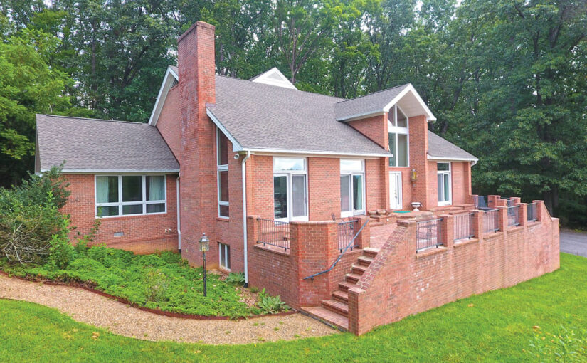 Real Estate Auction: Meirovitch Estate Auction