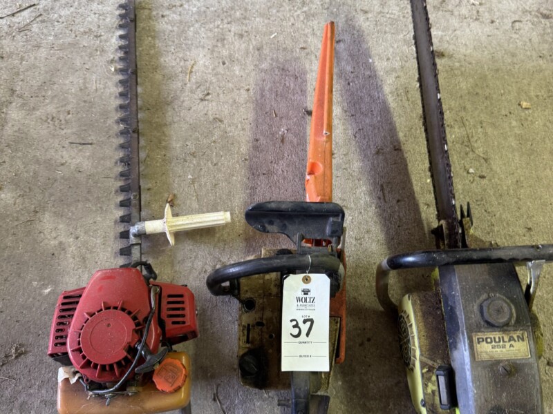 Lot 37: Chain saws and hedge trimmer - these don’t run