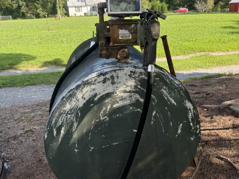 Lot 15: Fuel tank on skids with electric pump.