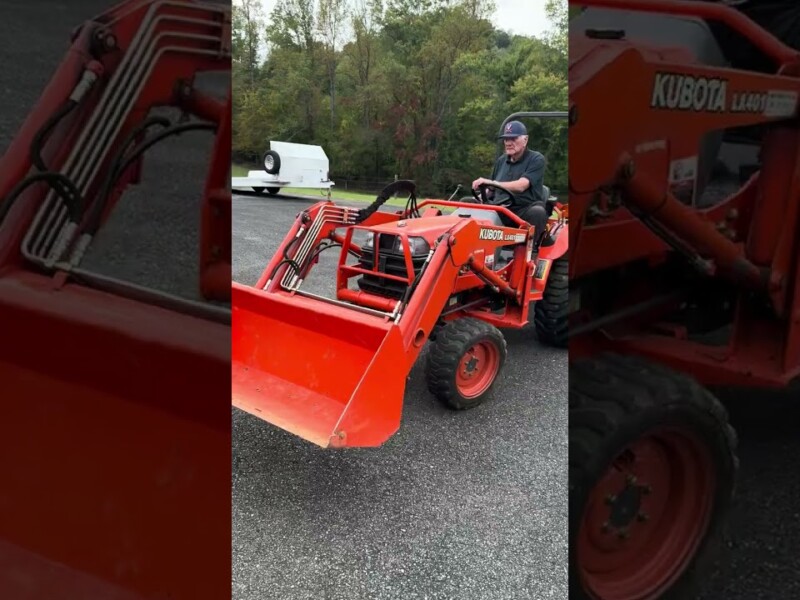 Lot 5 : Kubota B2710 Tractor Lot 5 : Kubota B2710 Tractor (Click to Watch Video)