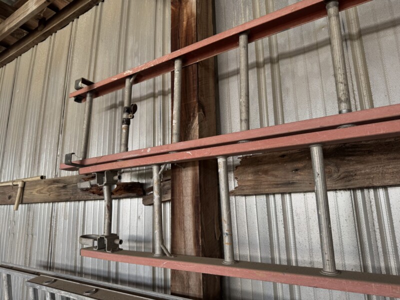 Lot 29: (2) Fiberglass ladders, extension type, but not together 13’